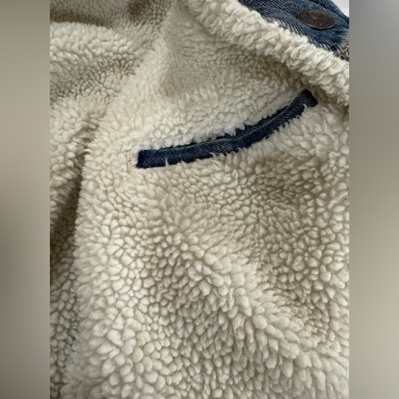 Men’s LEVIS Denim Sherpa Premium Teucker Jacket. Size XL. - Picture 5 of 7